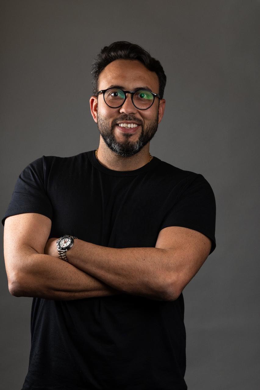 PEDRO H. LEITE